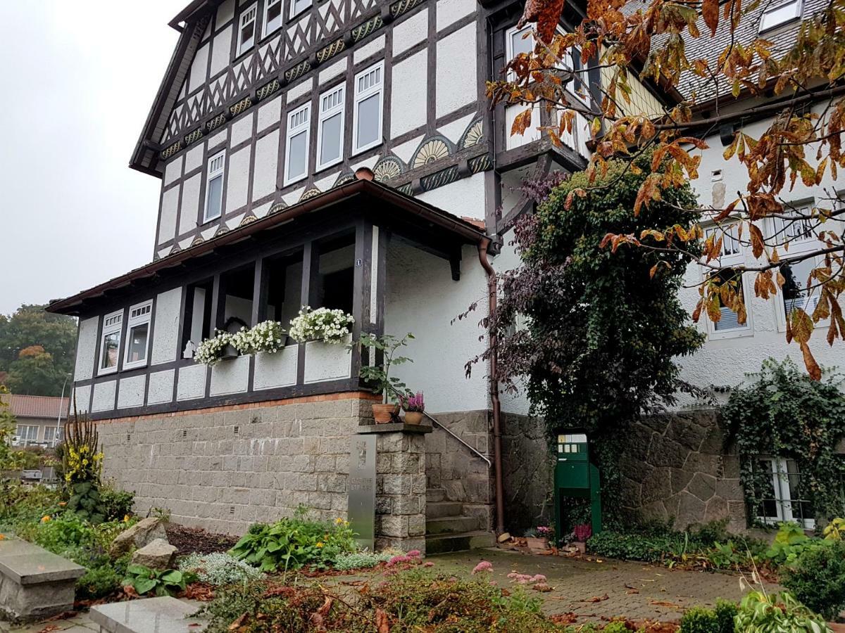 Goethes Liebste Betten - Stilvolle Ferienwohnungen Im Historischen Fachwerkhaus In Wernigerode Exterior foto